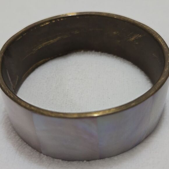 Vintage Mother of Pearl Bracelet - Picture 3 of 7